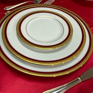 Charter Club Grand Buffet Gold Red 5-Piece